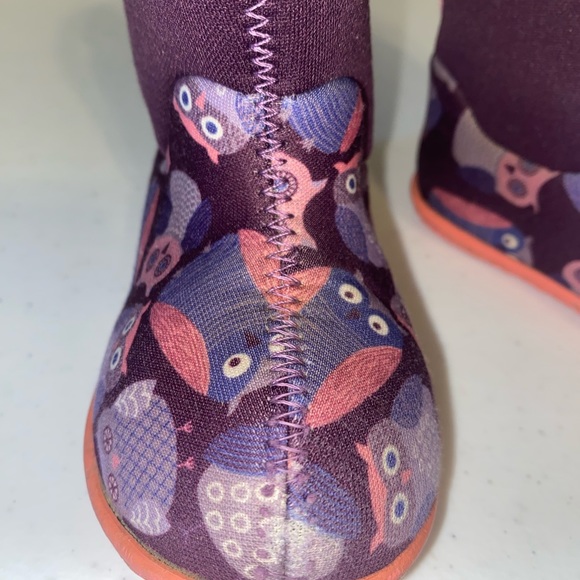 Toddler Size 6 BOGS Boots and Jordan High Tops - Picture 7 of 12